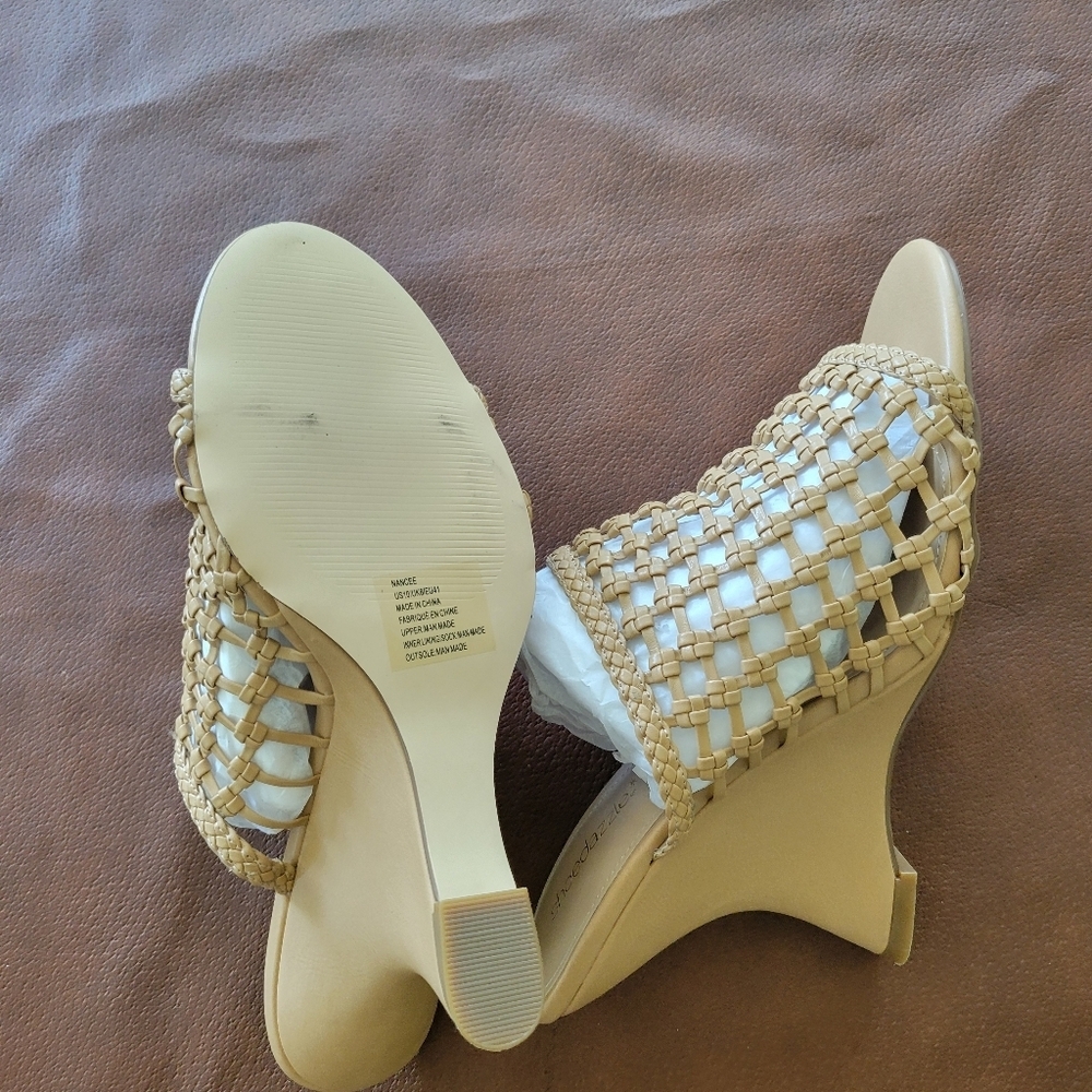 Gold Woven Slide Sandals - Picture 9 of 9